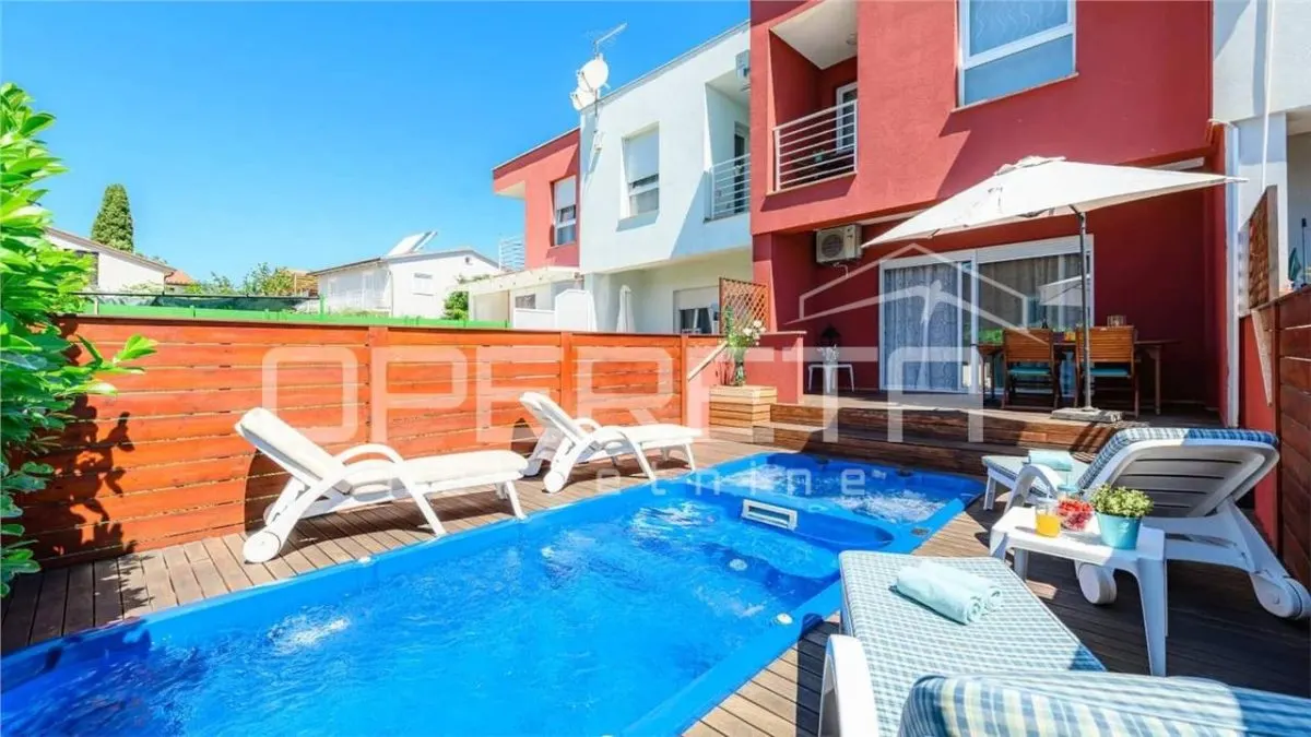Villa moderna en venta en Umag, Croacia - foto 6