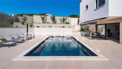 Semi-Detached Villa with Swimming Pool for Sale in Rab, Croatia - foto 3