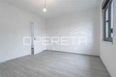 Villa Moderna en Venta en Marcana, Croacia - foto 11