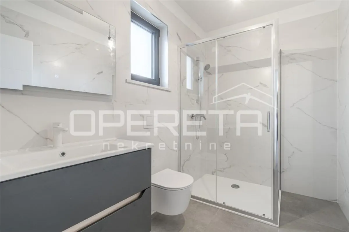 Villa Moderna en Venta en Marcana, Croacia - foto 12