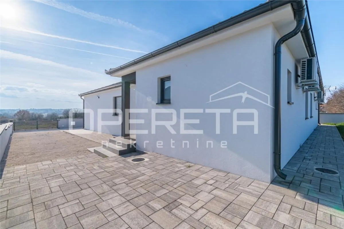 Villa Moderna en Venta en Marcana, Croacia - foto 16