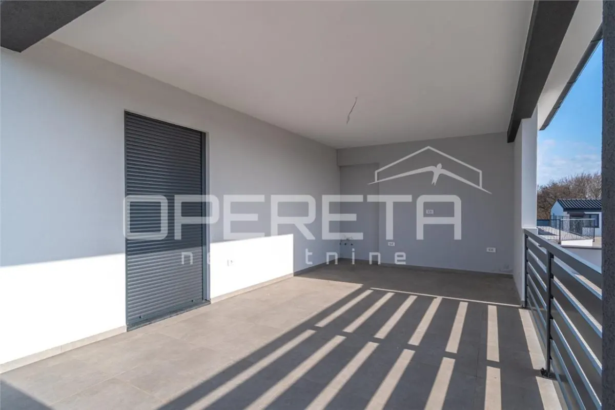 Villa Moderna en Venta en Marcana, Croacia - foto 4