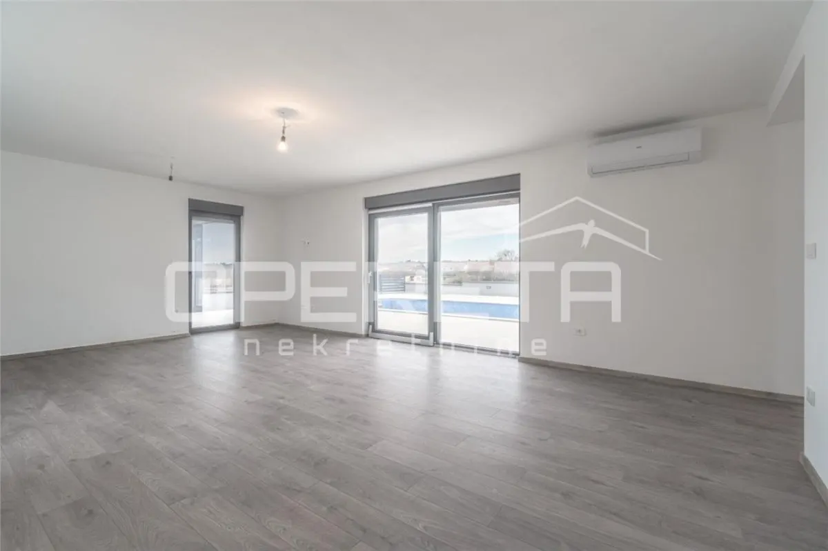 Villa Moderna en Venta en Marcana, Croacia - foto 5