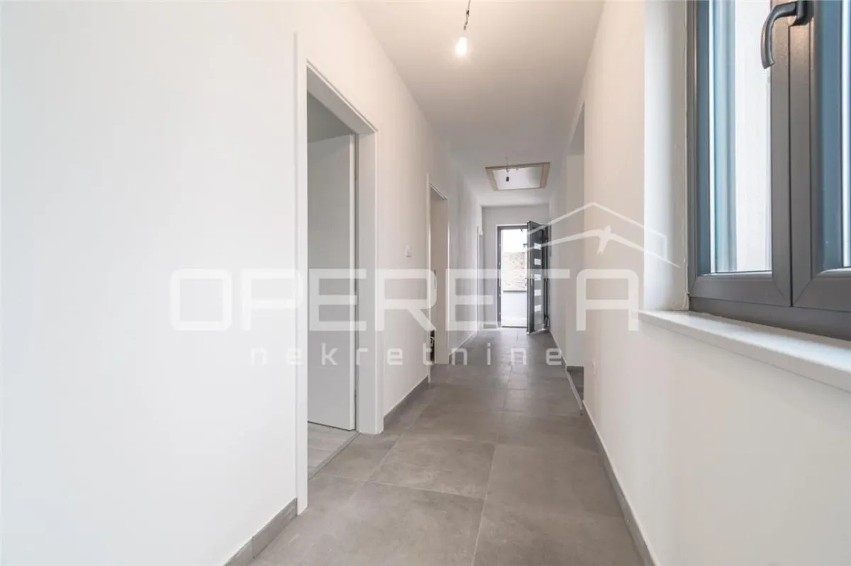 Villa Moderna en Venta en Marcana, Croacia - foto 6