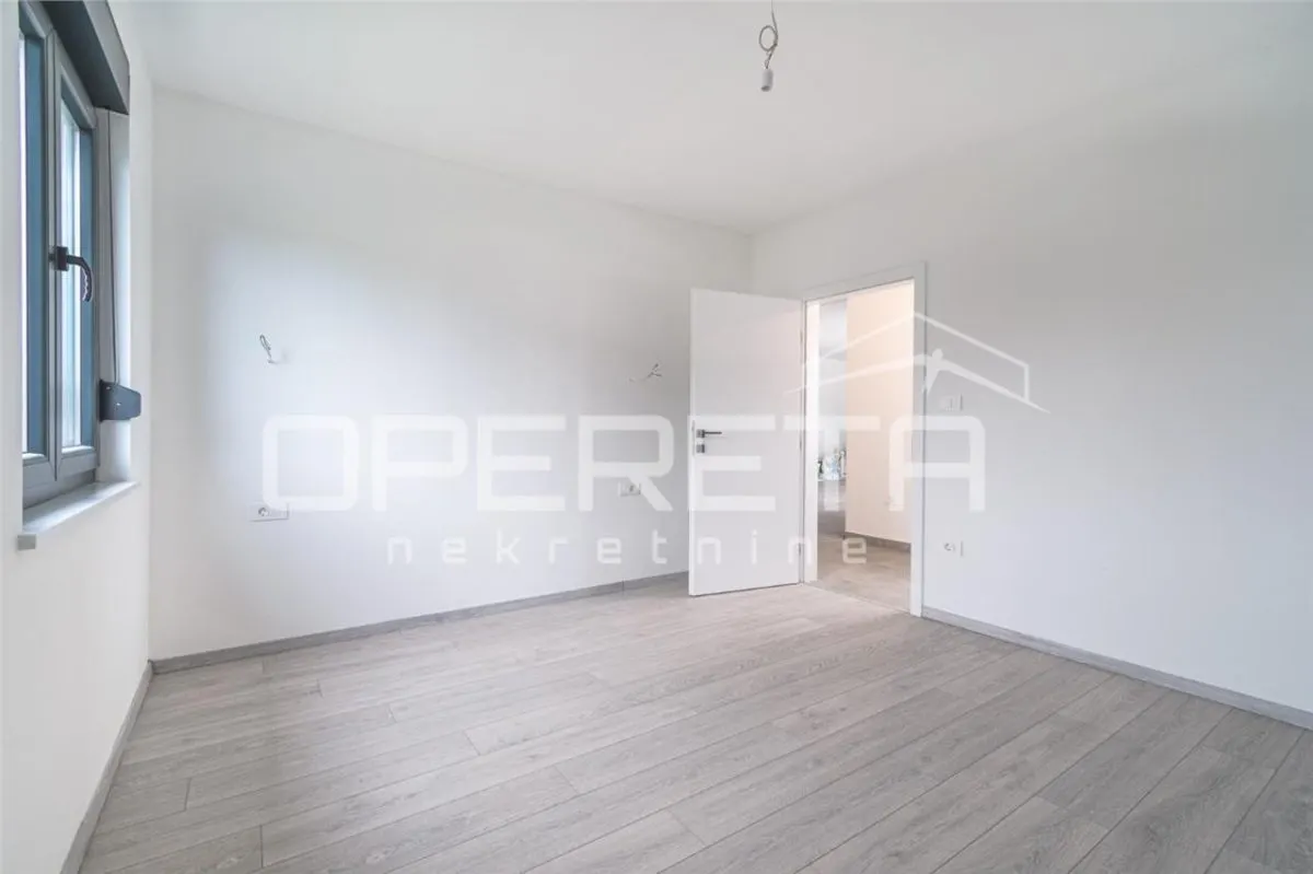 Villa Moderna en Venta en Marcana, Croacia - foto 10