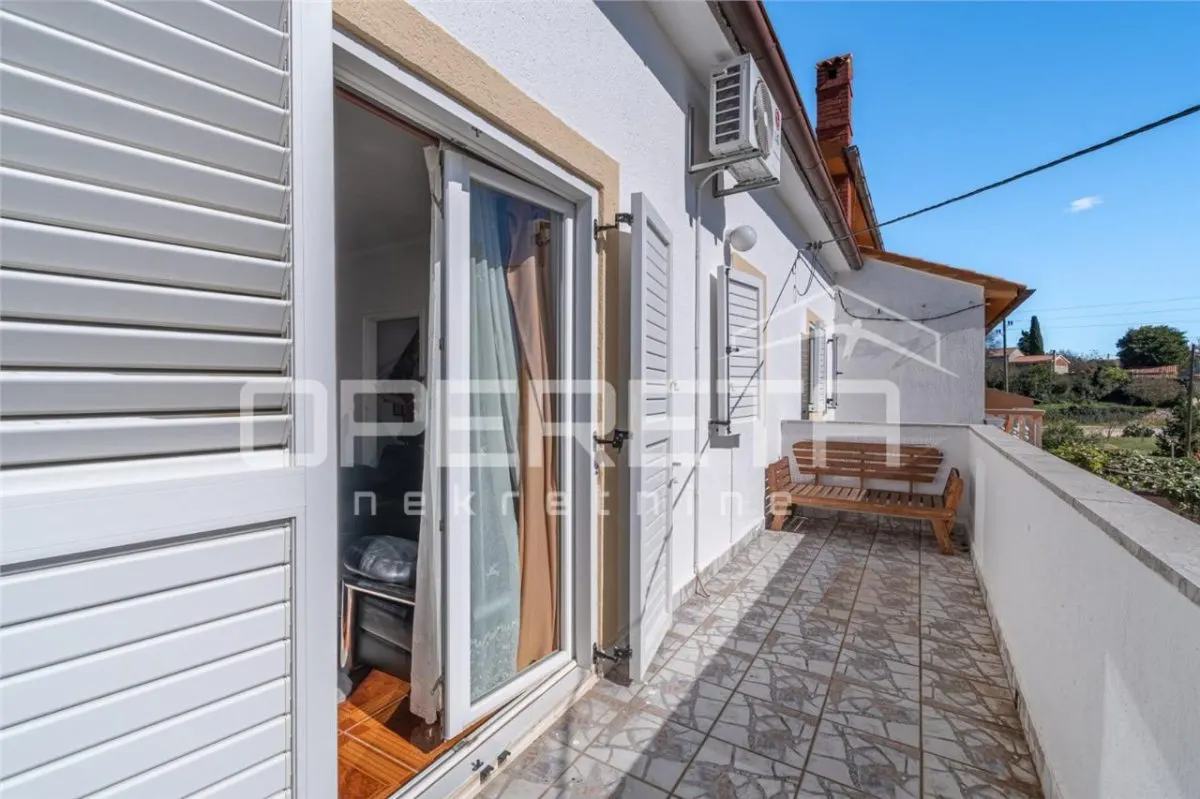 Villa con Piscina en Venta en Marcana, Croacia - foto 13