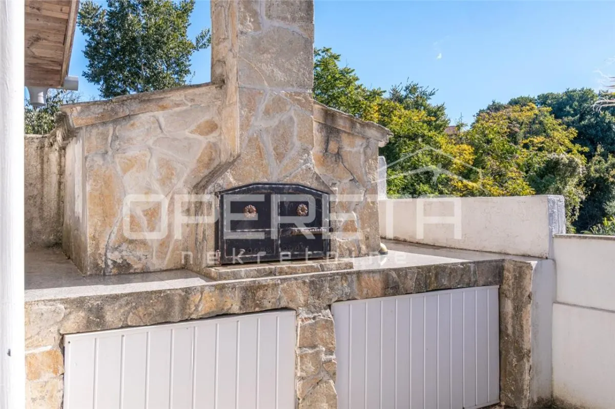 Villa con Piscina en Venta en Marcana, Croacia - foto 15
