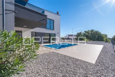 Casa Pareada en Venta en Liznjan, Istria, Croacia - foto 2
