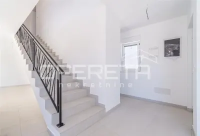 Casa Pareada en Venta en Liznjan, Istria, Croacia - foto 3