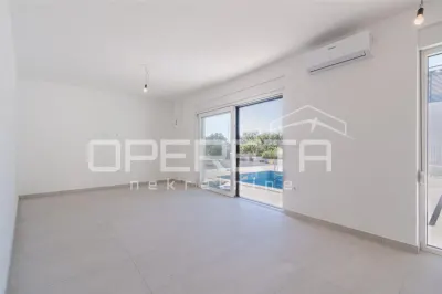 Casa Pareada en Venta en Liznjan, Istria, Croacia - foto 4