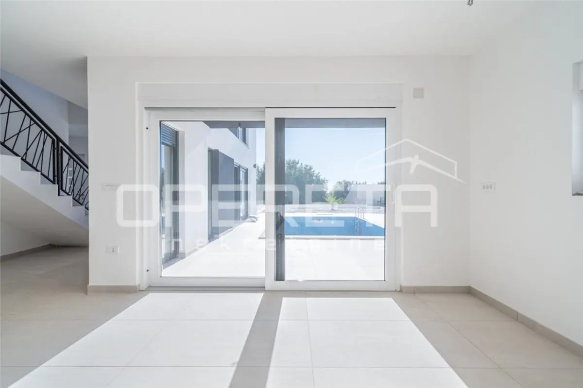 Casa Pareada en Venta en Liznjan, Istria, Croacia - foto 5