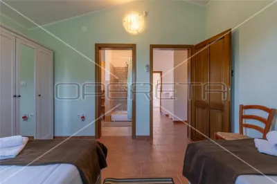 Rustic Villa for Sale in Svetvincenat, Istria, Croatia - foto 13