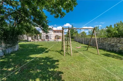 Rustic Villa for Sale in Svetvincenat, Istria, Croatia - foto 5