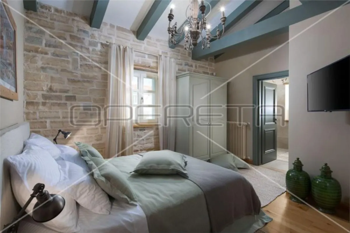Villa Exclusiva con Vistas al Mar en Venta en Kanfanar, Croacia - foto 17