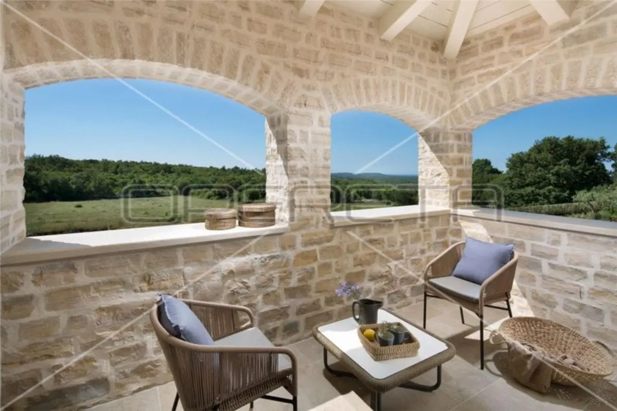 Villa Exclusiva con Vistas al Mar en Venta en Kanfanar, Croacia - foto 20