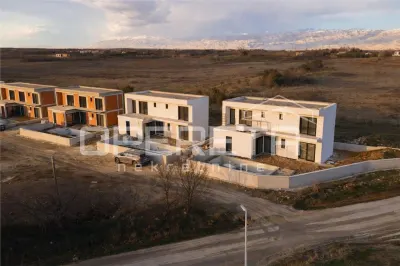 Modern Villa with Pool for Sale in Privlaka, Croatia - foto 3