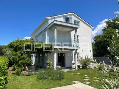 Maison Mitoyenne à Vendre à Porec, Croatie - Porec