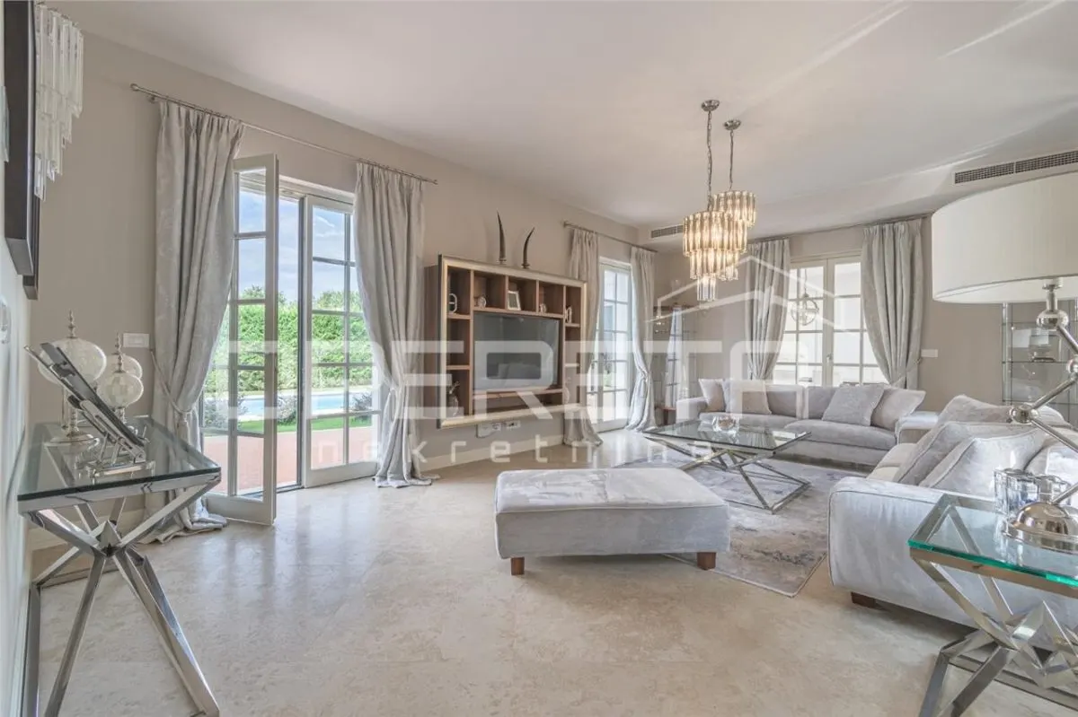 Luxury Villa with Pool for Sale in Tar, Croatia (Near Poreč, Istria) - foto 4