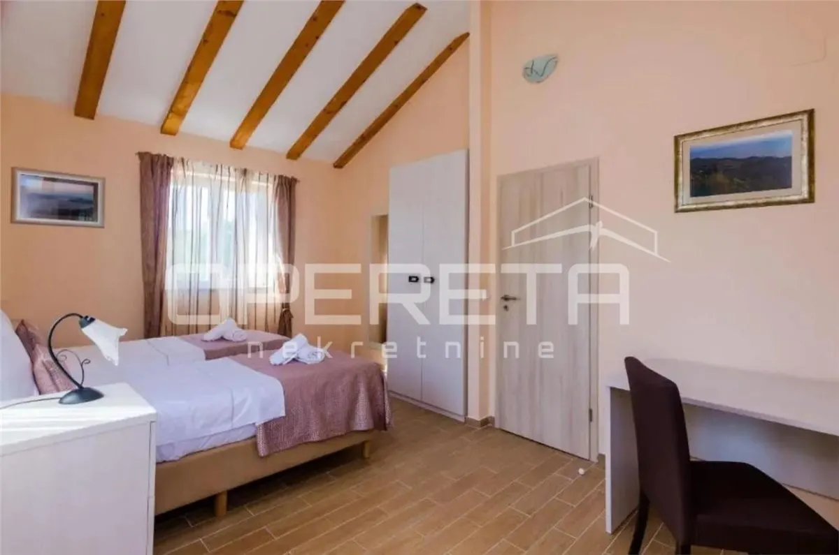 Villa for Sale in Croatia, Đurinici - foto 13