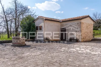 Villa en Pierre avec Bâtiments Auxiliaires à Vendre à Buje, Croatie - foto 17