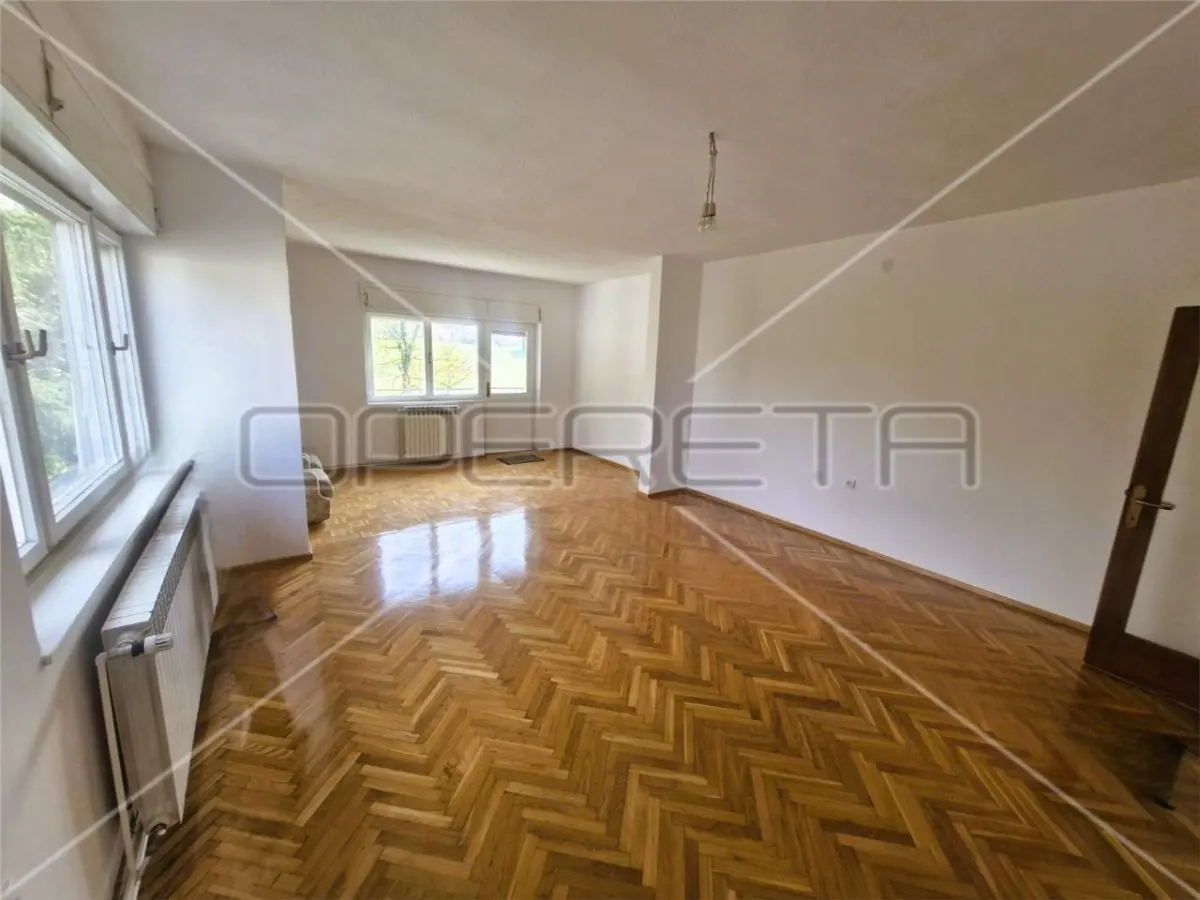 Maison Individuelle à Vendre à Kraljevec na Sutli, Croatie - foto 2