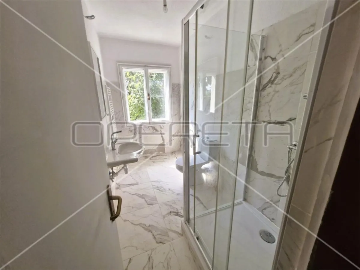 Maison Individuelle à Vendre à Kraljevec na Sutli, Croatie - foto 17
