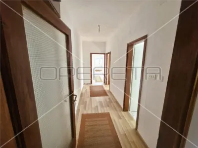 Maison Individuelle à Vendre à Kraljevec na Sutli, Croatie - foto 8