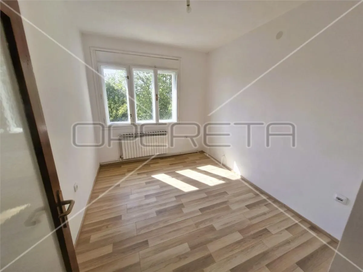 Maison Individuelle à Vendre à Kraljevec na Sutli, Croatie - foto 9