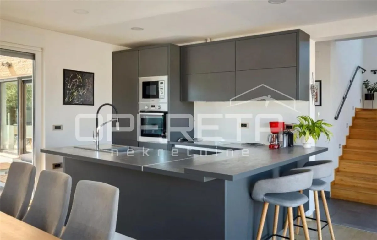 Villa Moderne à Vendre à Porec, Croatie - foto 6