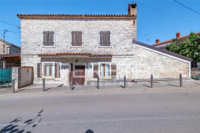 Detached Villa for Sale in Tar, Croatia - Tar