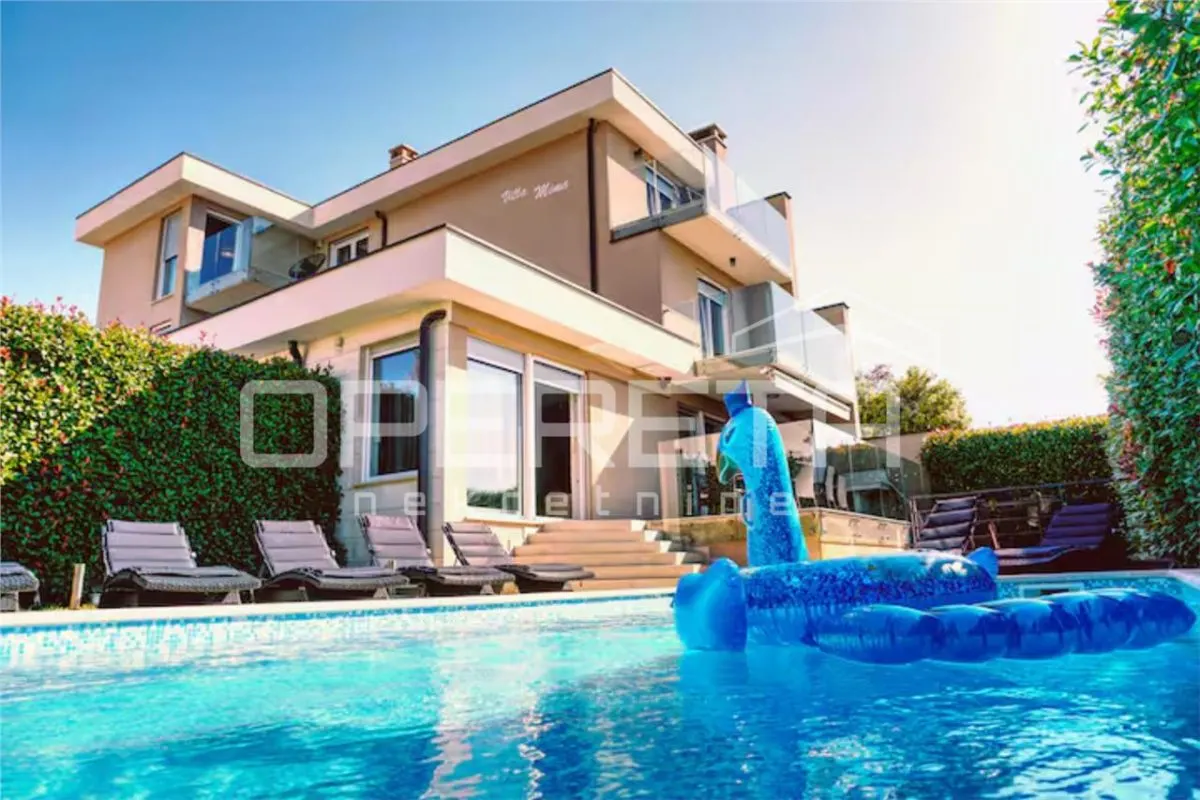 Villa Unifamiliar en Venta en Marcana, Croacia - foto 1