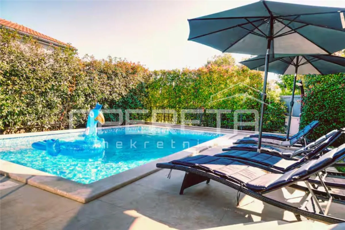 Villa Unifamiliar en Venta en Marcana, Croacia - foto 6