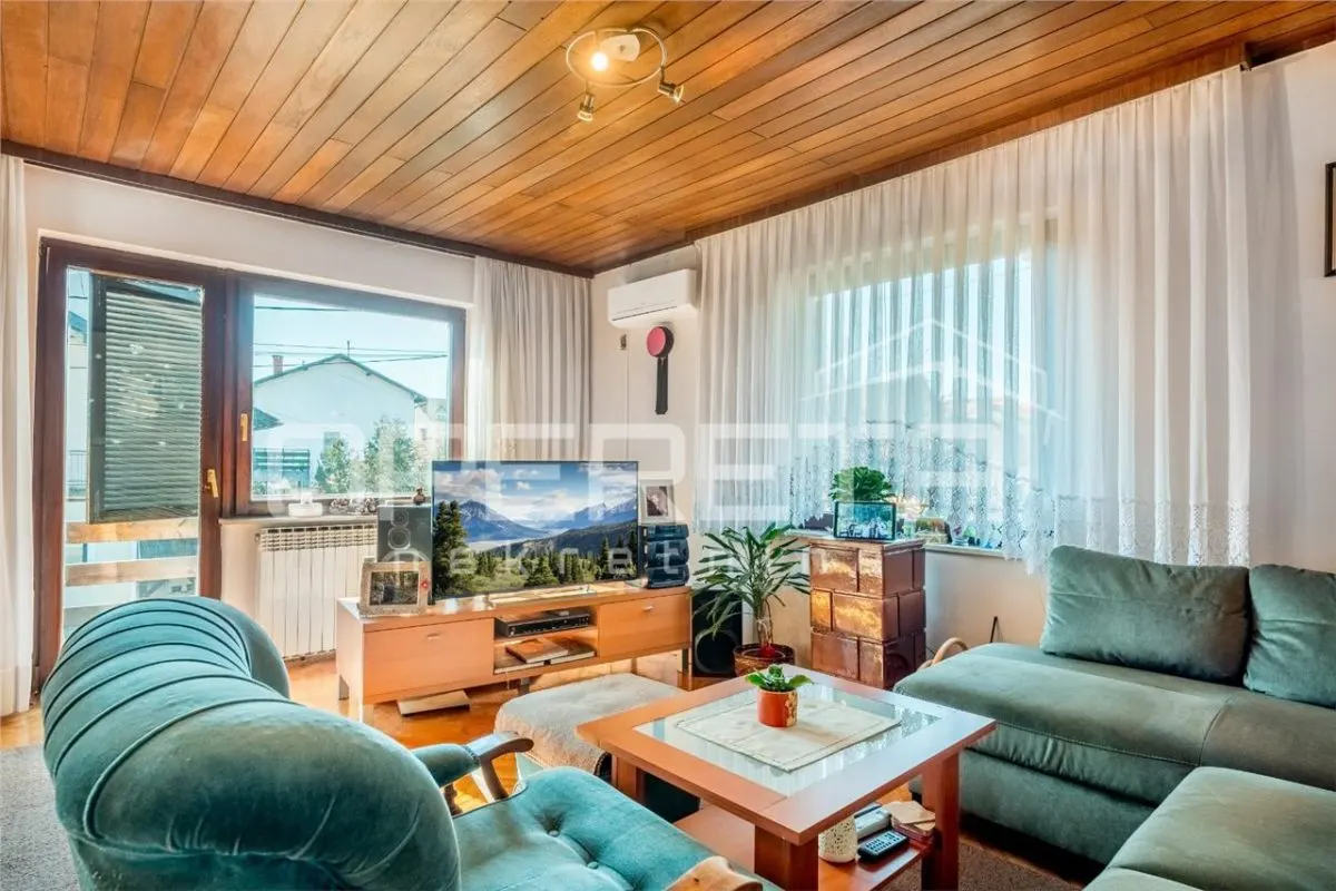 Villa en Venta en Rudeševo, Zagreb, Croacia - foto 21