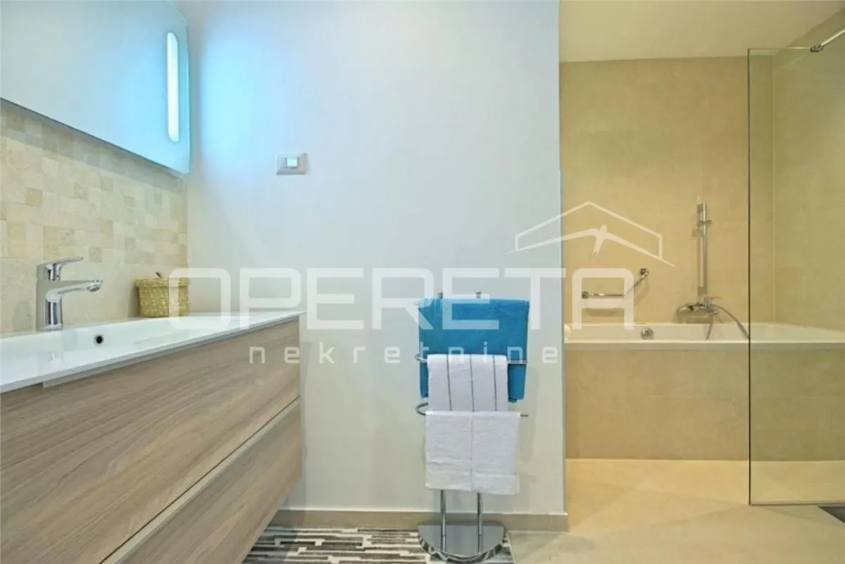 Villa Moderne de Luxe à Vendre à Porec, Croatie - foto 18