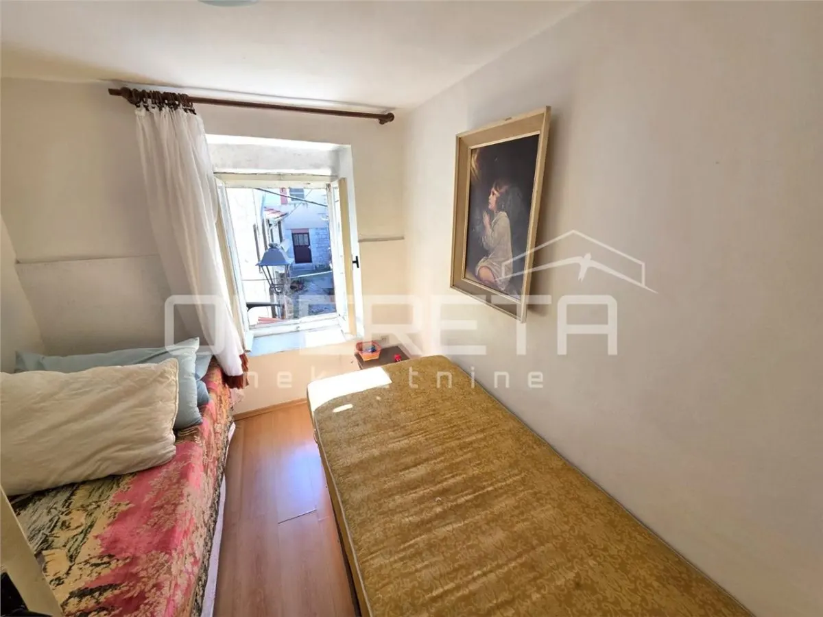 Casa de Piedra Auténtica en Venta en Trogir, Croacia – 105m² en 3 Plantas - foto 15