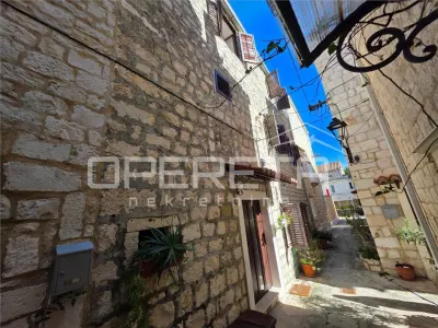 Casa de Piedra Auténtica en Venta en Trogir, Croacia – 105m² en 3 Plantas - foto 24
