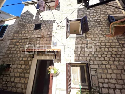 Casa de Piedra Auténtica en Venta en Trogir, Croacia – 105m² en 3 Plantas - foto 5
