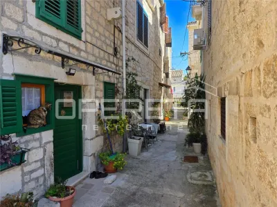 Casa de Piedra Auténtica en Venta en Trogir, Croacia – 105m² en 3 Plantas - foto 6