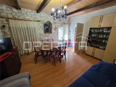 Casa de Piedra Auténtica en Venta en Trogir, Croacia – 105m² en 3 Plantas - foto 7