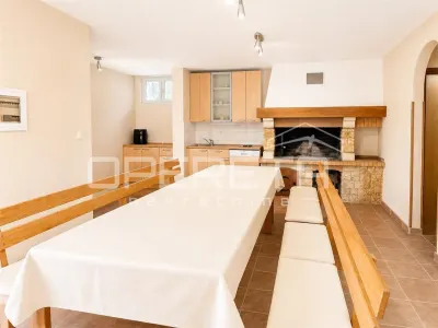 Villa de cuatro plantas en venta en Podstrana, Croacia – Sv. Martin - foto 4
