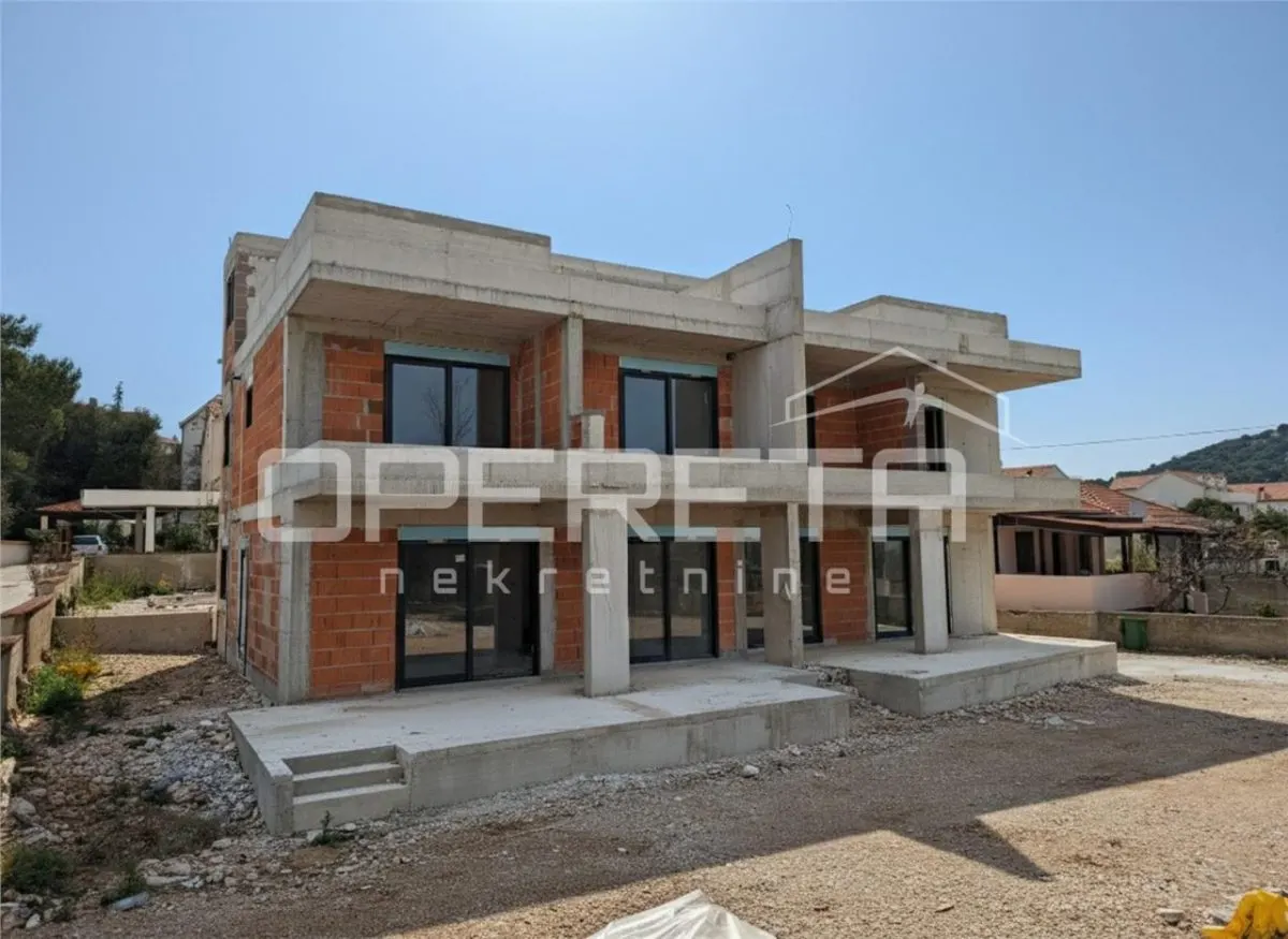 Villa avec Piscine à Vendre en Croatie, Jezera, Île de Murter - foto 3
