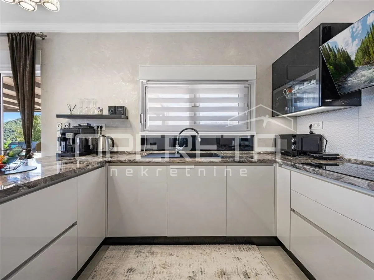 克罗地亚希贝尼克豪华别墅出售 - foto 4