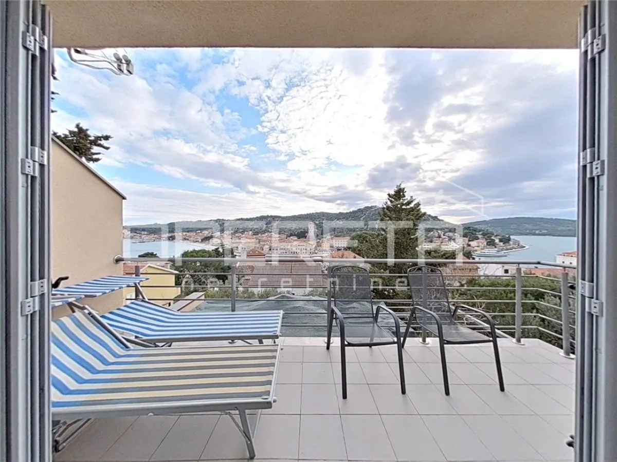 Villa with 2 Residential Units for Sale in Tisno, Croatia - foto 3