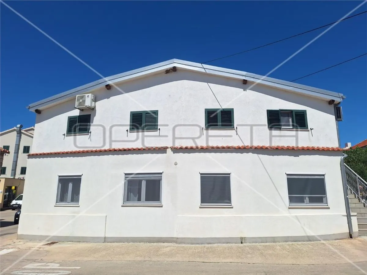 Residential Investment Property with 14 Units for Sale in Jezera, Murter, Croatia - foto 1