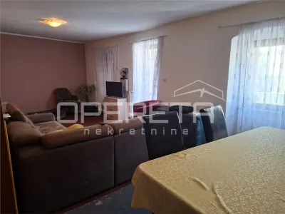 Villa Mitoyenne à Vendre à Buje, Croatie - foto 4