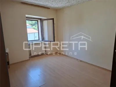 Villa Mitoyenne à Vendre à Buje, Croatie - foto 8