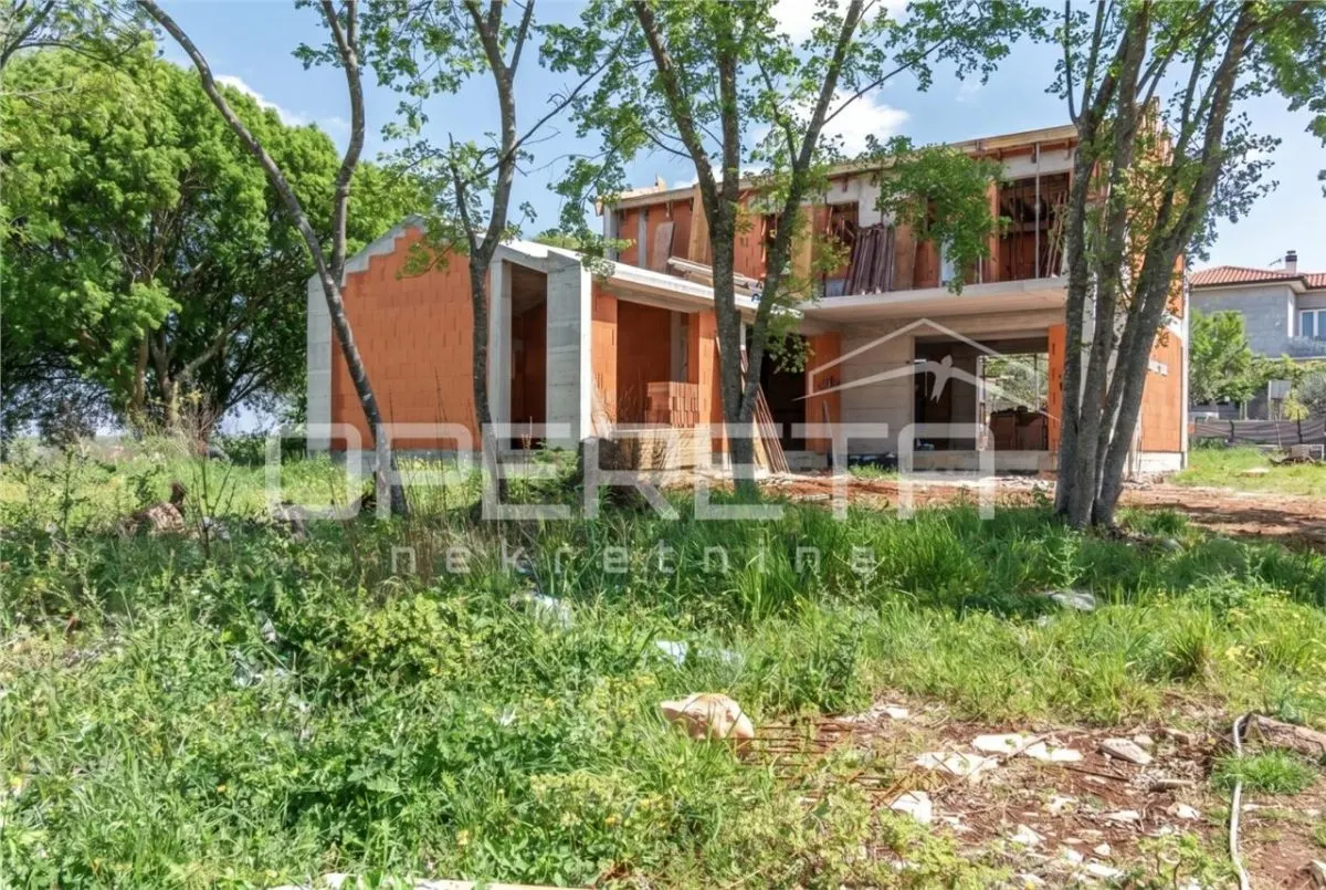 Villa Independiente en Venta en Kanfanar, Croacia - foto 3