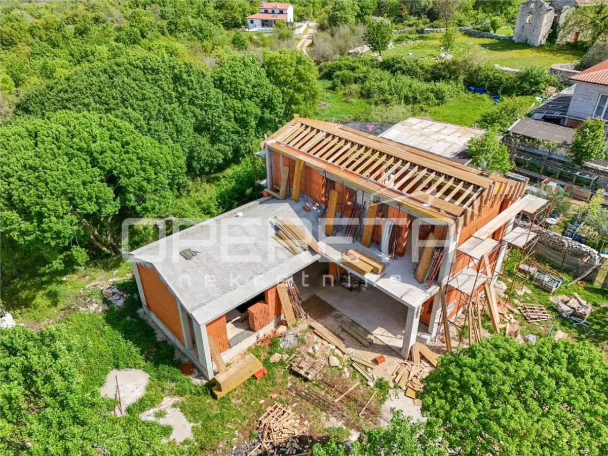 Villa Independiente en Venta en Kanfanar, Croacia - foto 4
