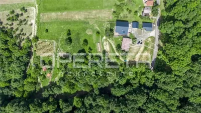 Villa Excepcional de Madera de Alerce en Venta en Gornji Kneginec, Croacia - Gornji Kneginec