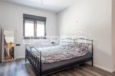 Villa Excepcional de Madera de Alerce en Venta en Gornji Kneginec, Croacia - foto 16